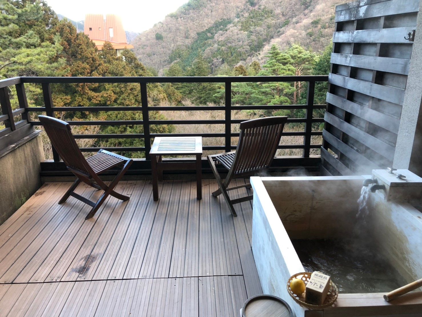 水の音　客室露天風呂